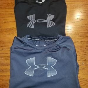 2 Boys Under Armour Fitted Short Sleeves Size L